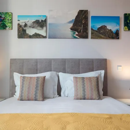 アパート V By An Island カニコ